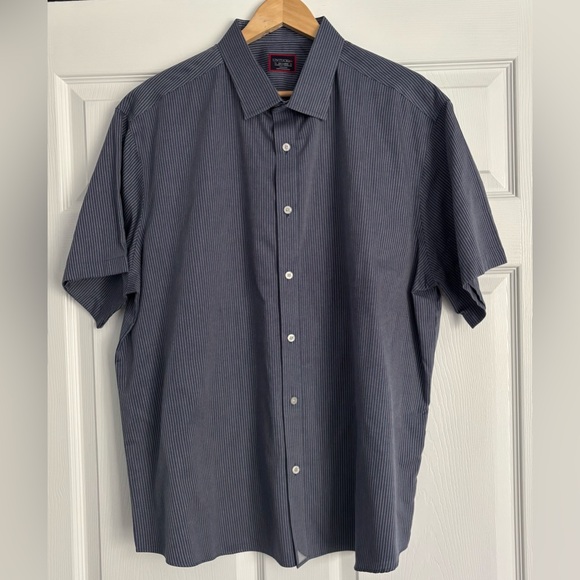 UNTUCKit Other - UNTUCKit Mens Wrinkle-Free Navy Striped Shirt, Size XXL
